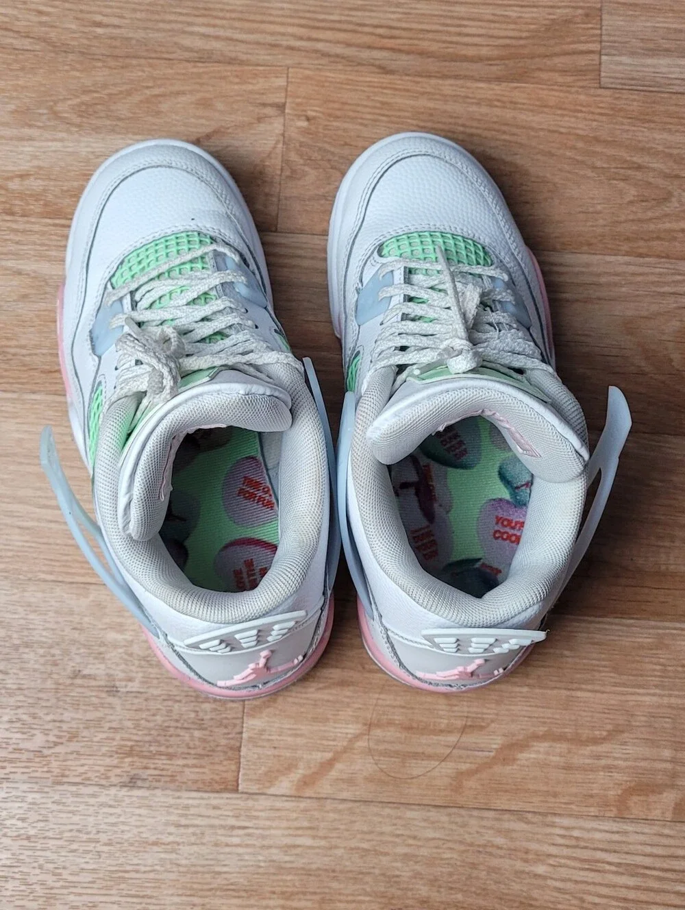 Nike Air Jordan 4 Retro Valentine's Day (2026) (GS) IB7068-100